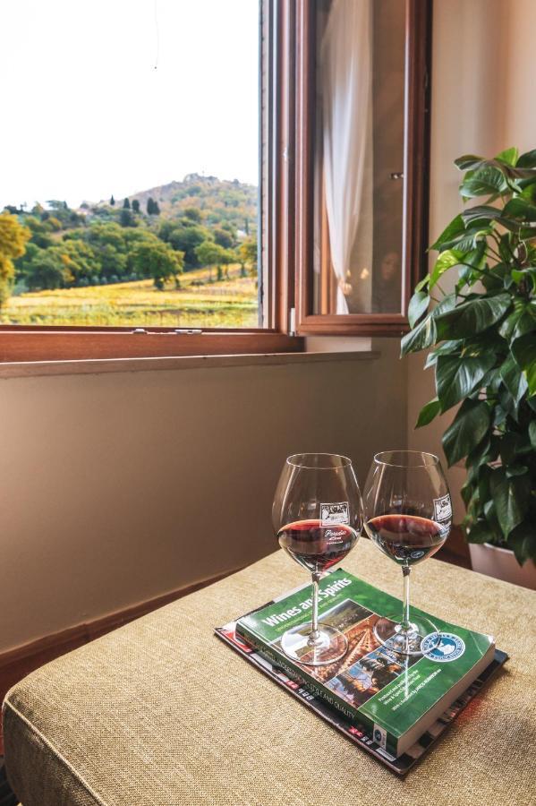 Wine Estate Rooms Paradiso Di Cacuci 몬탈치노 외부 사진